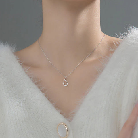 Radiant Teardrop Diamond necklace